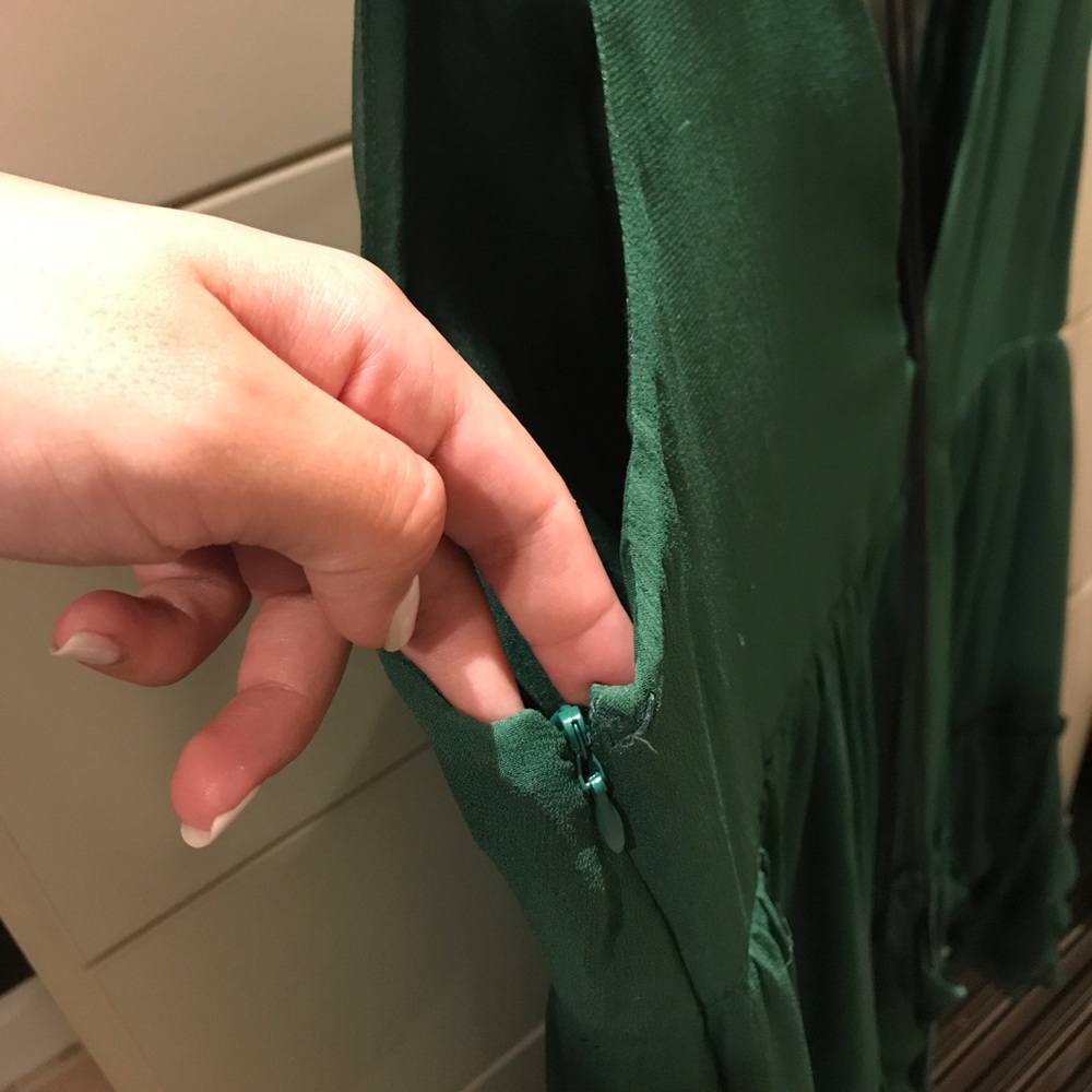 Elizabeth and James green dress - Picture 4 of 5